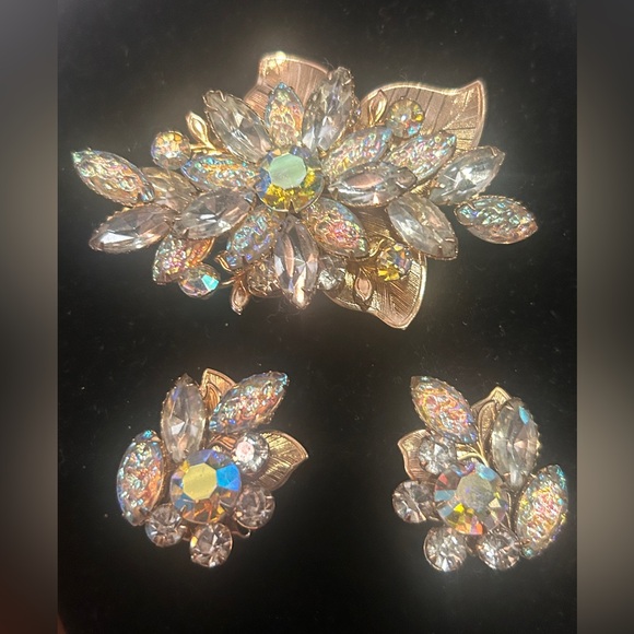 Judy Lee vintage brooch and clip on earrings aurora borealis - Picture 7 of 8